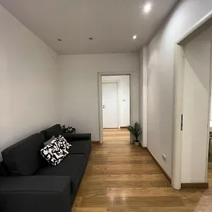 Porta Metronia Apartamento